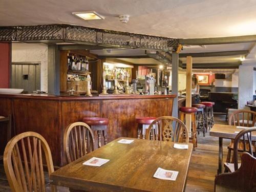 The May Garland Inn Hellingly Eksteriør bilde